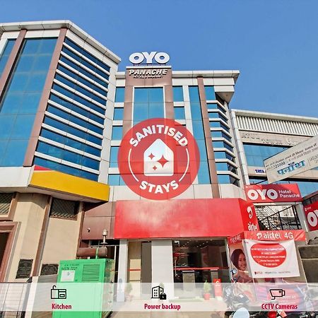 Oyo 10213 Hotel Panache Mathura Esterno foto